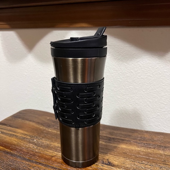 Just got to have it!! Starbucks travel mug16 oz - Picture 3 of 9